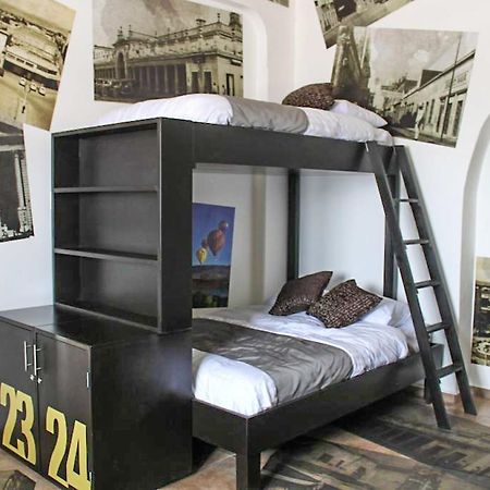Hostal El Armario Leon Ngoại thất bức ảnh