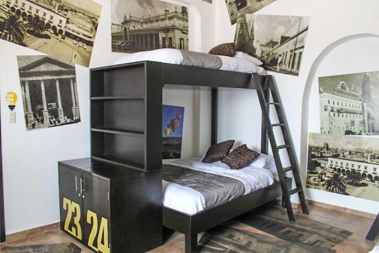 Hostal El Armario Leon Ngoại thất bức ảnh